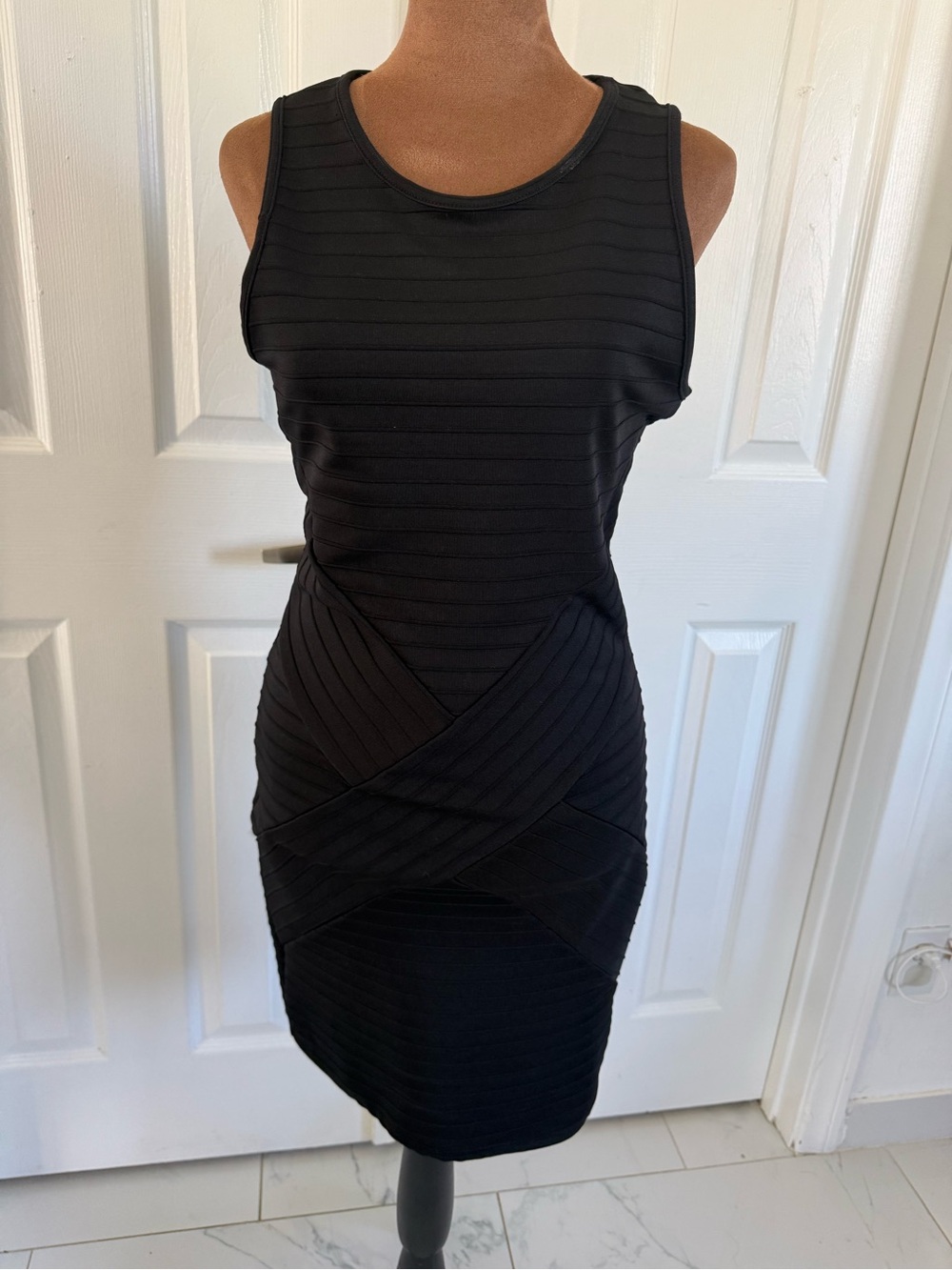 Aran's Den Black Sleeveless Bandage Mini Dress
